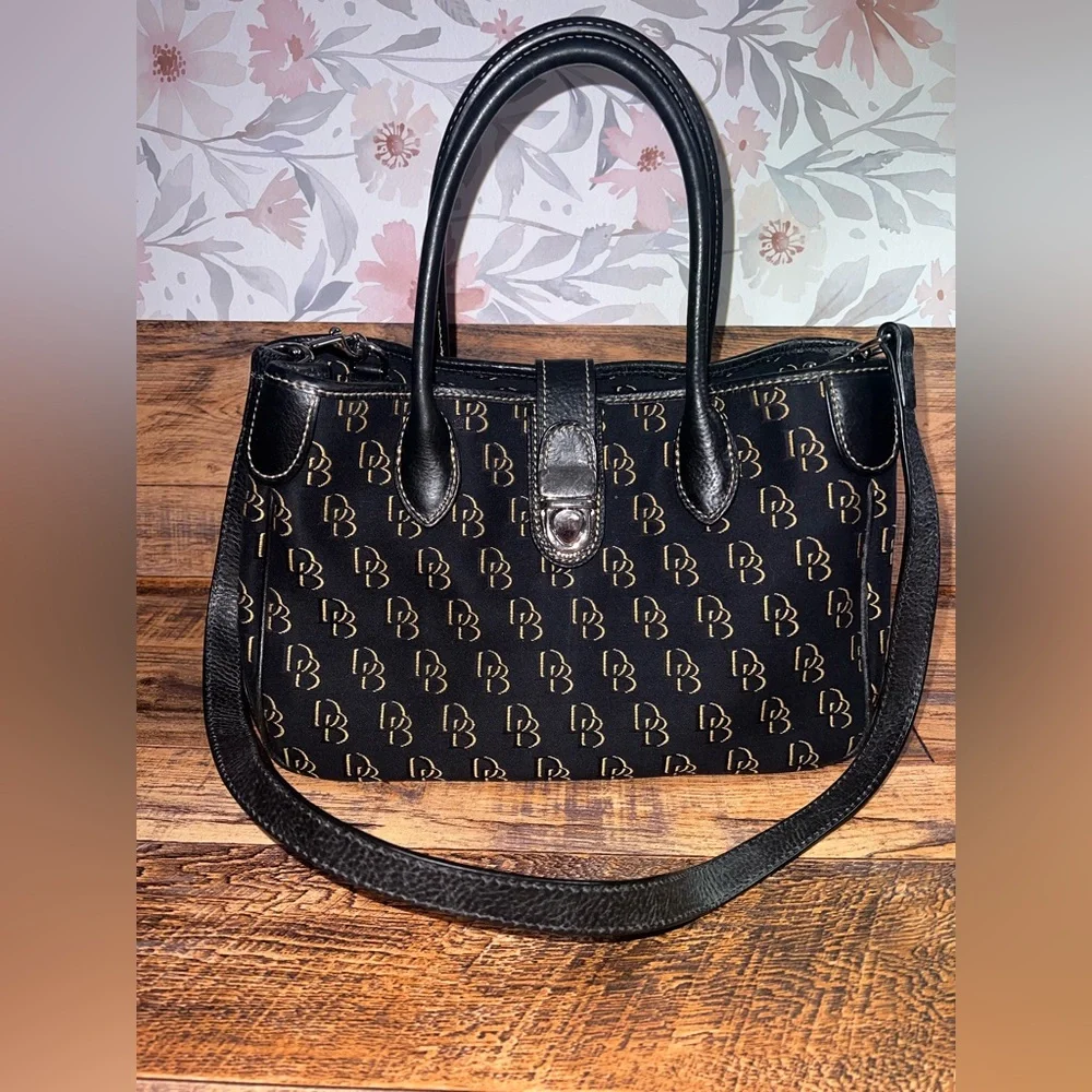 Dooney & Bourke Black and Gold Luxury Purse GUC - Picture 1 of 12